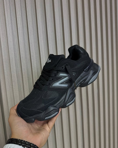 NEW BALANCE 9060 | FULL BLACK