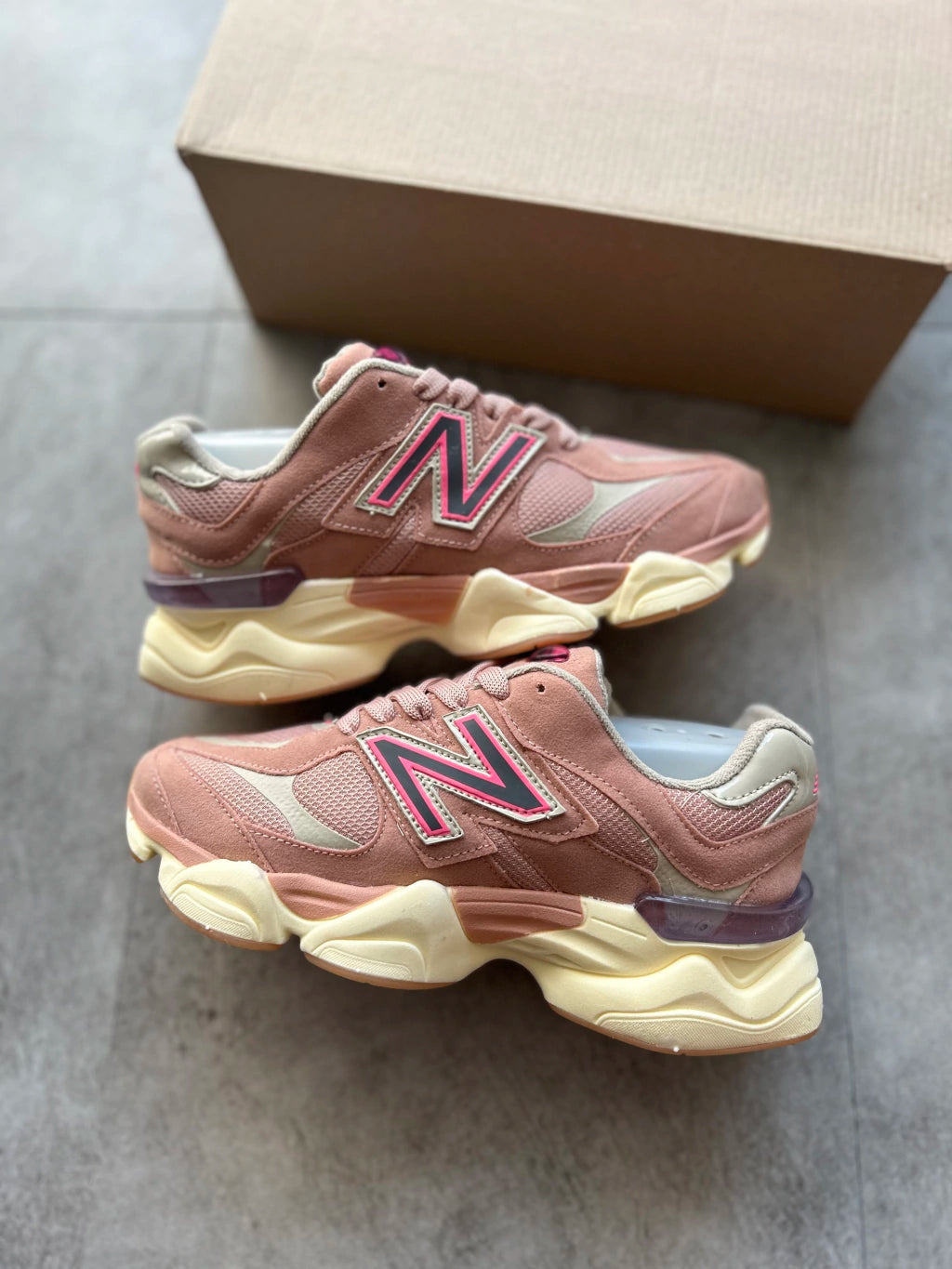 NEW BALANCE 9060 | PINK