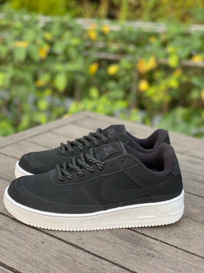 NIKE AIR FORCE 1 | SPACE BLACK